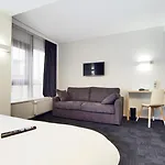 Kyriad Hotel