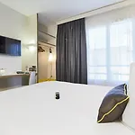 Kyriad Hotel Brest