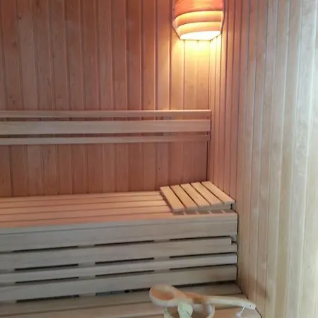 Готель Kyriad 3*