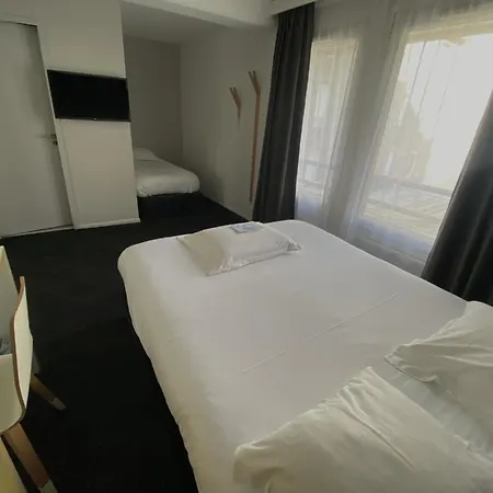 Kyriad Hotel 3*
