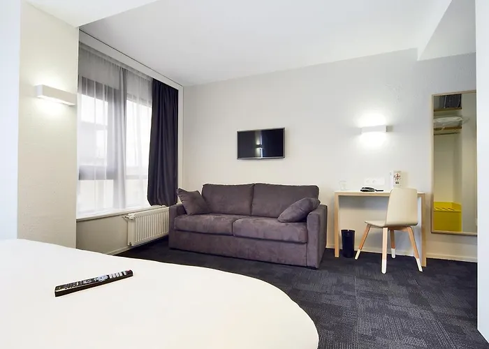 Kyriad 3* Μπρεστ