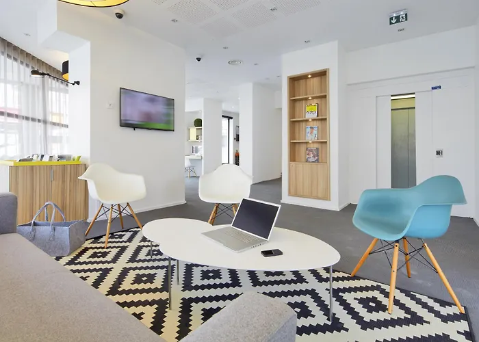 Kyriad Ξενοδοχείο 3*