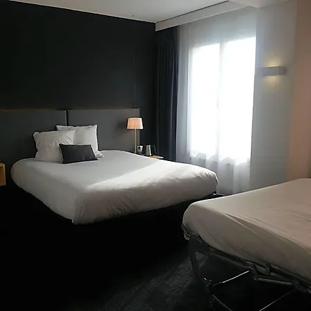 Hotel Kyriad 3*