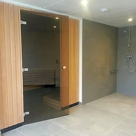 Hotel Kyriad 3*
